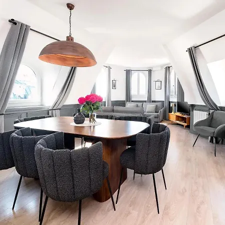 Luxury Parisian-style In Appartamento Parigi